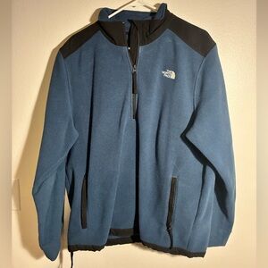 The North Face Navy and Black Fleece Pullover
